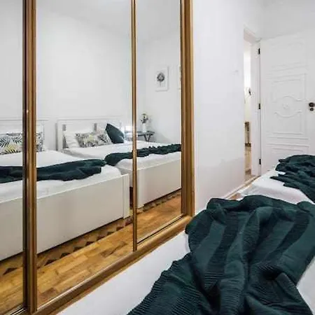 Lisboa Confortavel 2 Quartos Com Terraco 公寓 奥迪韦拉什