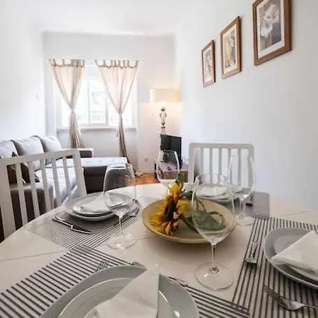 公寓 Lisboa Confortavel 2 Quartos Com Terraco 奥迪韦拉什