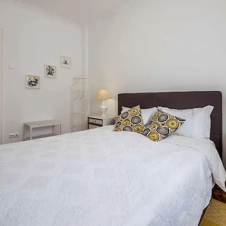 Lisboa Confortavel 2 Quartos Com Terraco Apartamento