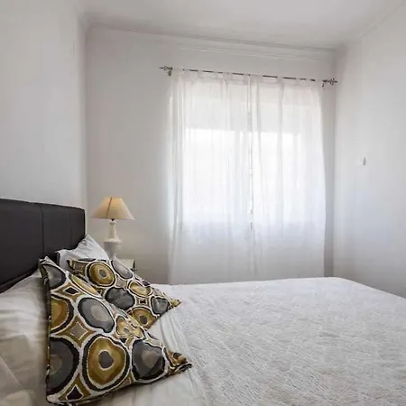 Lisboa Confortavel 2 Quartos Com Terraco Apartamento