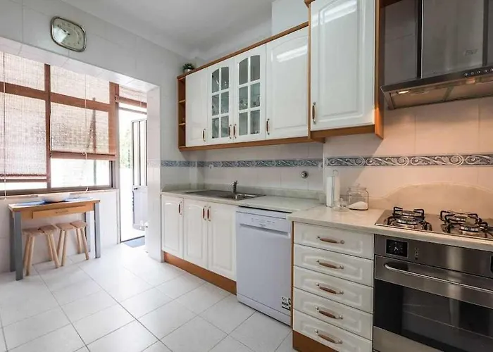 아파트 Lisboa Confortavel 2 Quartos Com Terraco 오디벨라스