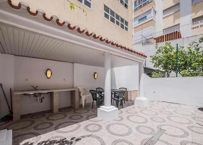 Lisboa Confortavel 2 Quartos Com Terraco *